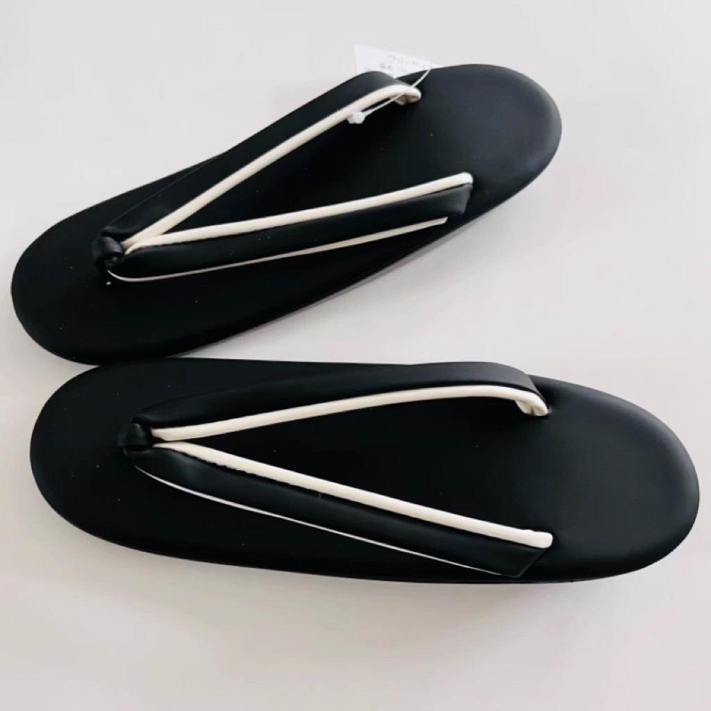 Geta Wooden Sandal - صنادل جيتا النسائية اليابانية PU شباشب